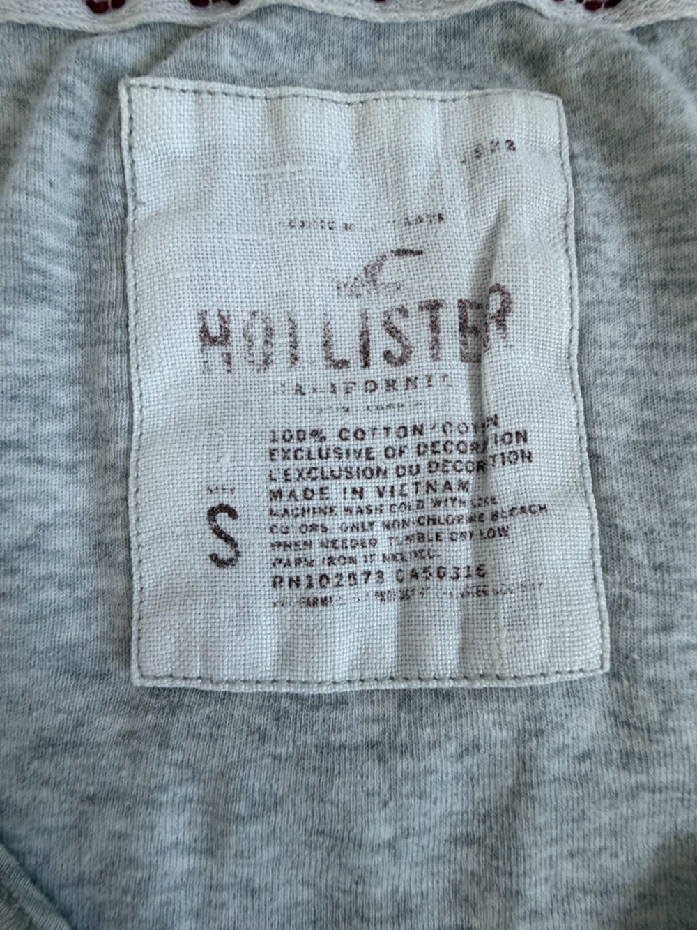Set of American Eagle Shorts & Hollister Top~Retail Value $58 - Picture 11 of 11